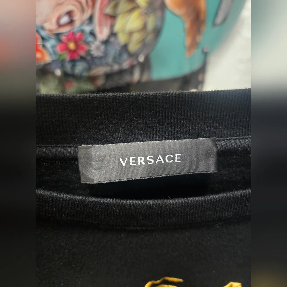 Versace Black T-Shirt - Picture 3 of 6